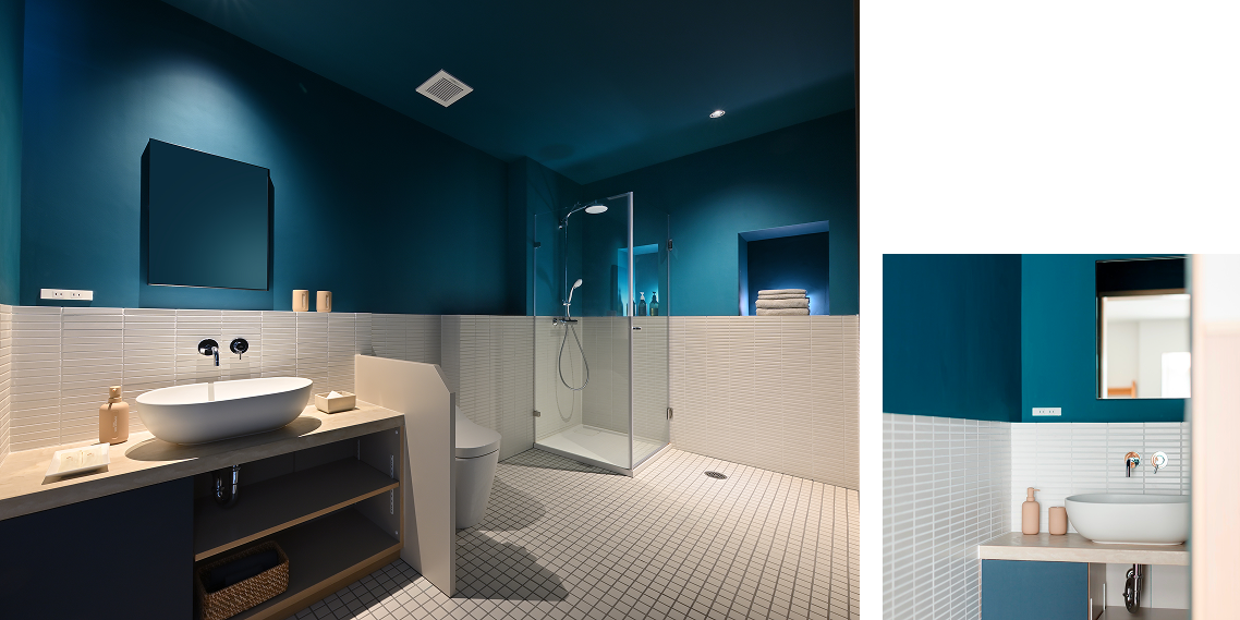 <span class="popup-room__title-label">Room</span> 202