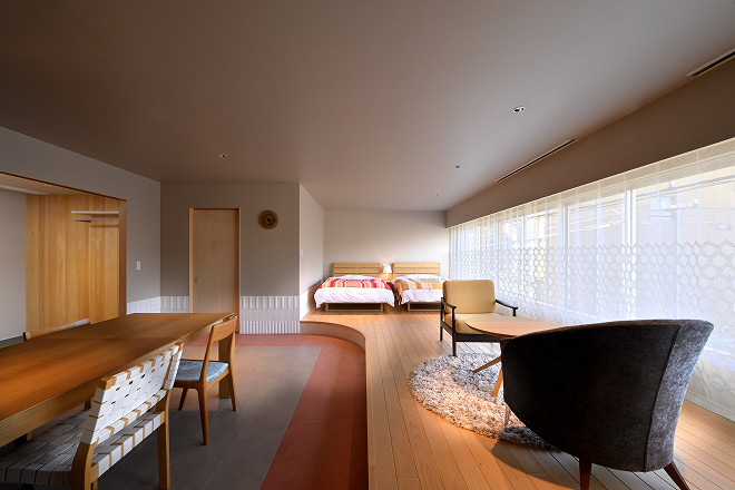 Room 201 1